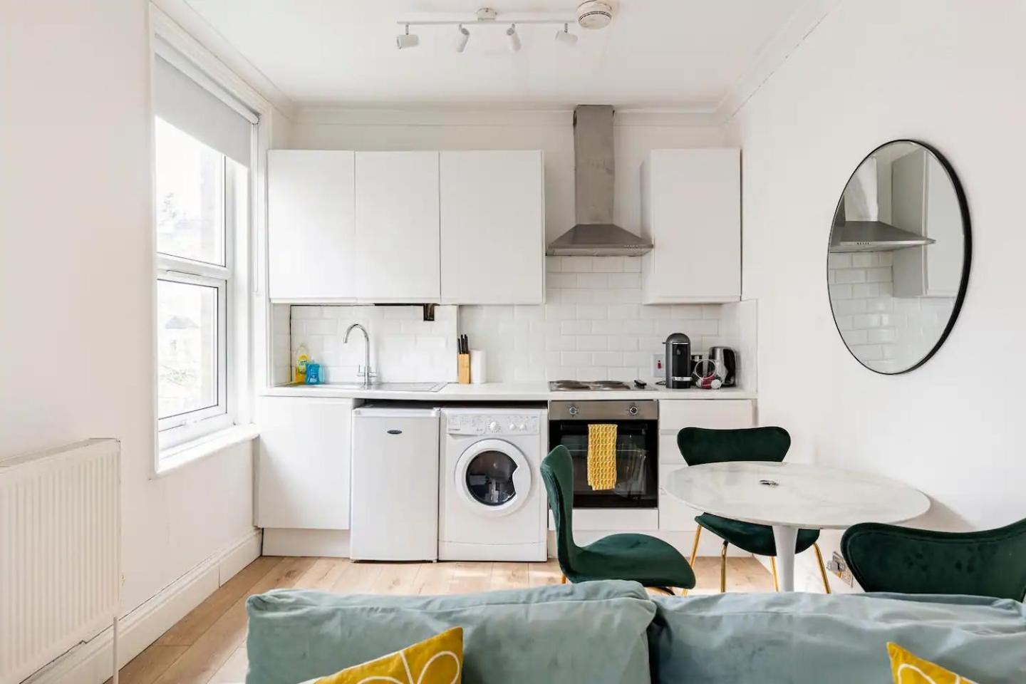 Stylish One Bedroom Apartment In Greater London Kültér fotó