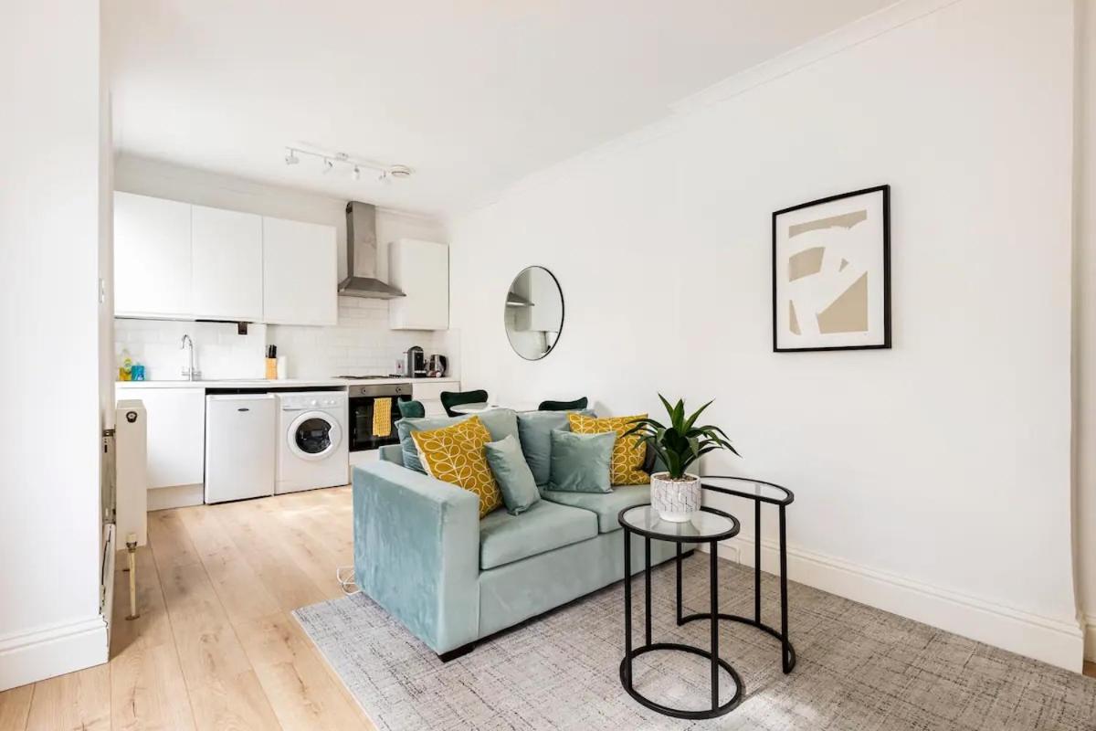Stylish One Bedroom Apartment In Greater London Kültér fotó