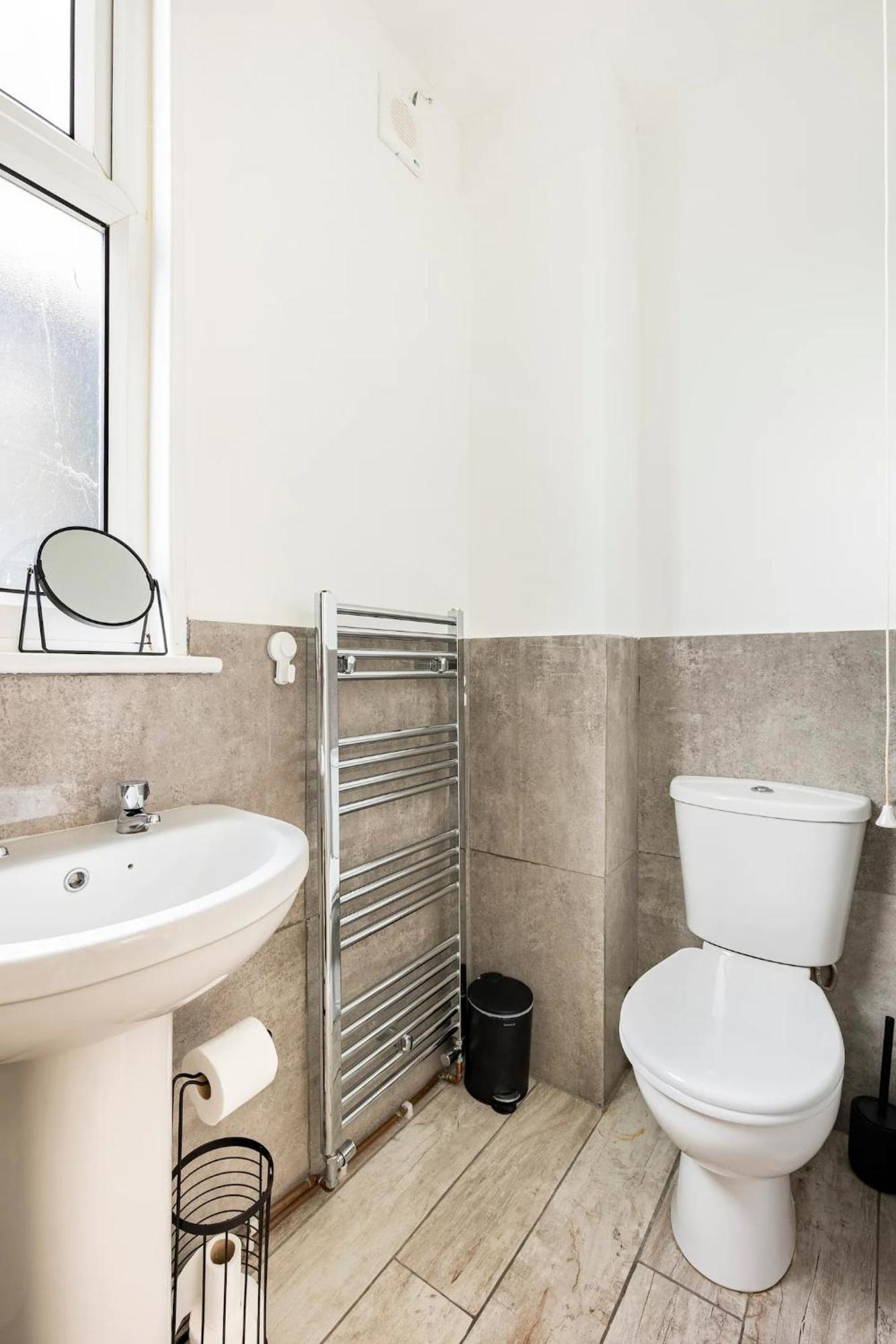Stylish One Bedroom Apartment In Greater London Kültér fotó